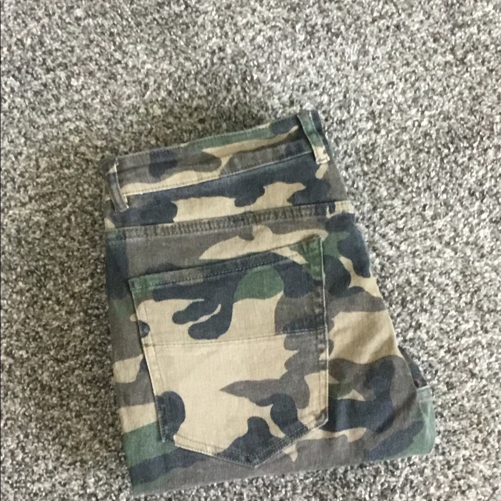 Camo jeans